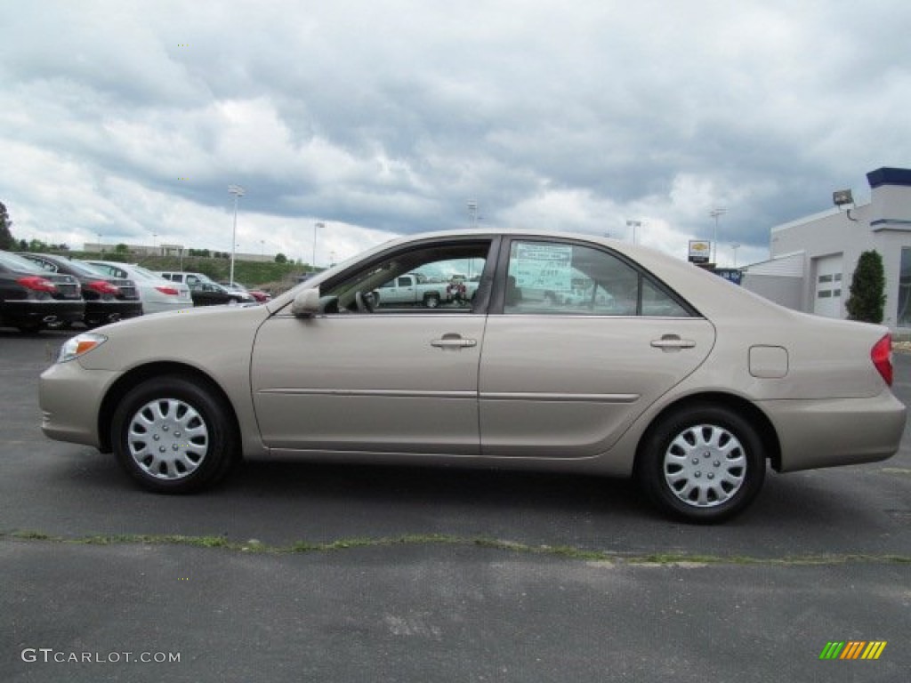 2003 Camry LE - Desert Sand Mica / Taupe photo #6