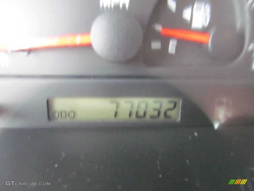 2003 Camry LE - Desert Sand Mica / Taupe photo #25