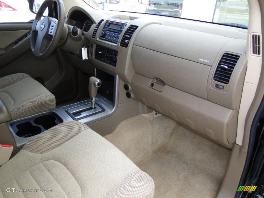 2007 Nissan Pathfinder S Dashboard Photos