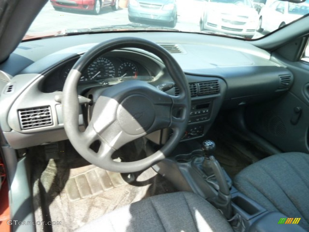 2004 Cavalier Coupe - Sunburst Orange / Graphite photo #10