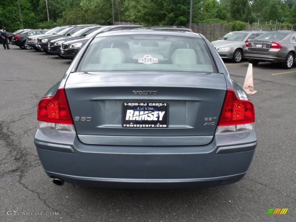 2005 S60 2.5T AWD - Platinum Green Metallic / Taupe/Light Taupe photo #4