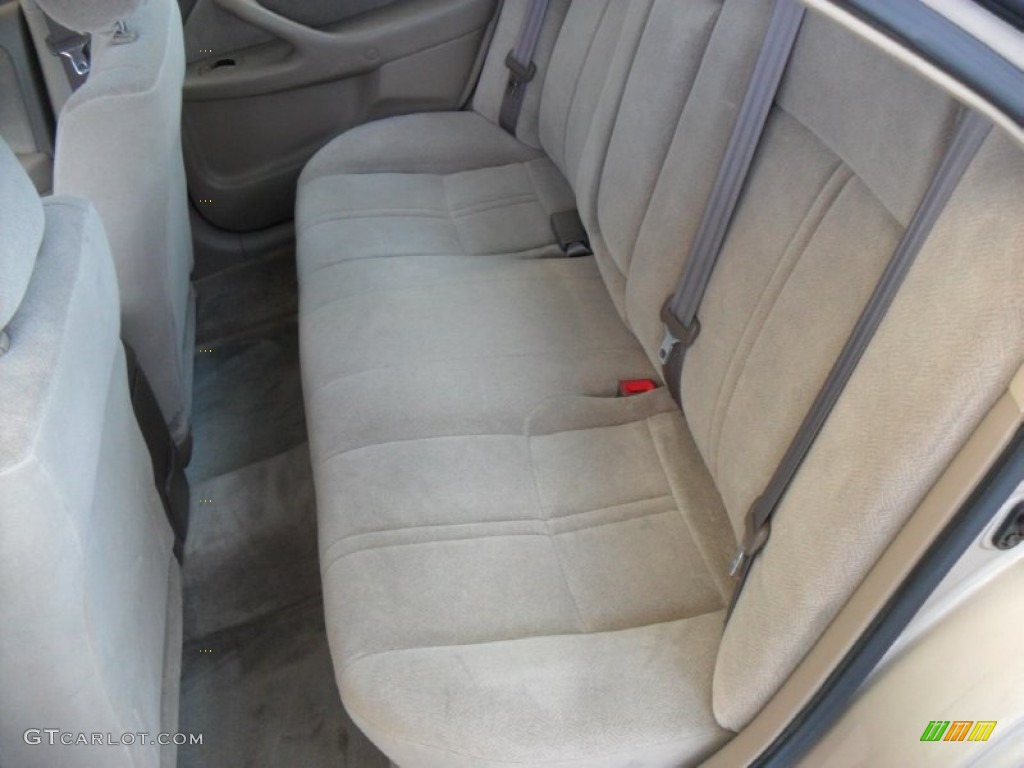 2000 Camry CE - Cashmere Beige Metallic / Gray photo #15