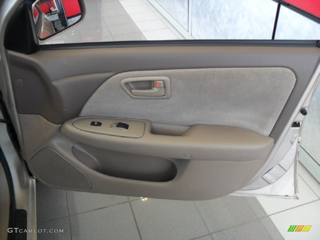 2000 Camry CE - Cashmere Beige Metallic / Gray photo #17