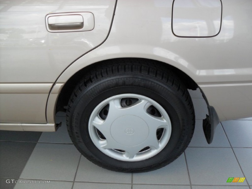 2000 Camry CE - Cashmere Beige Metallic / Gray photo #19