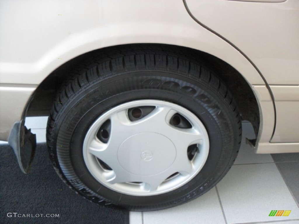 2000 Camry CE - Cashmere Beige Metallic / Gray photo #20