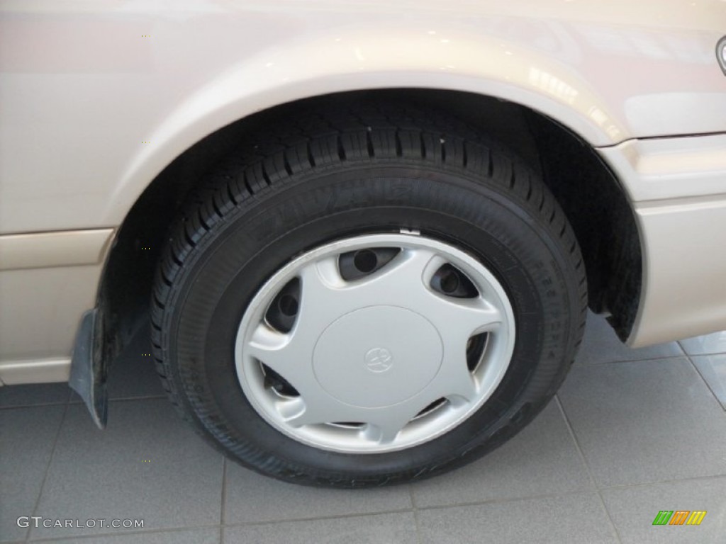 2000 Camry CE - Cashmere Beige Metallic / Gray photo #21