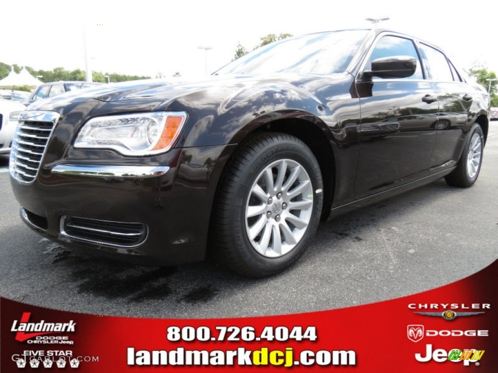 Luxury Brown Pearl Chrysler 300