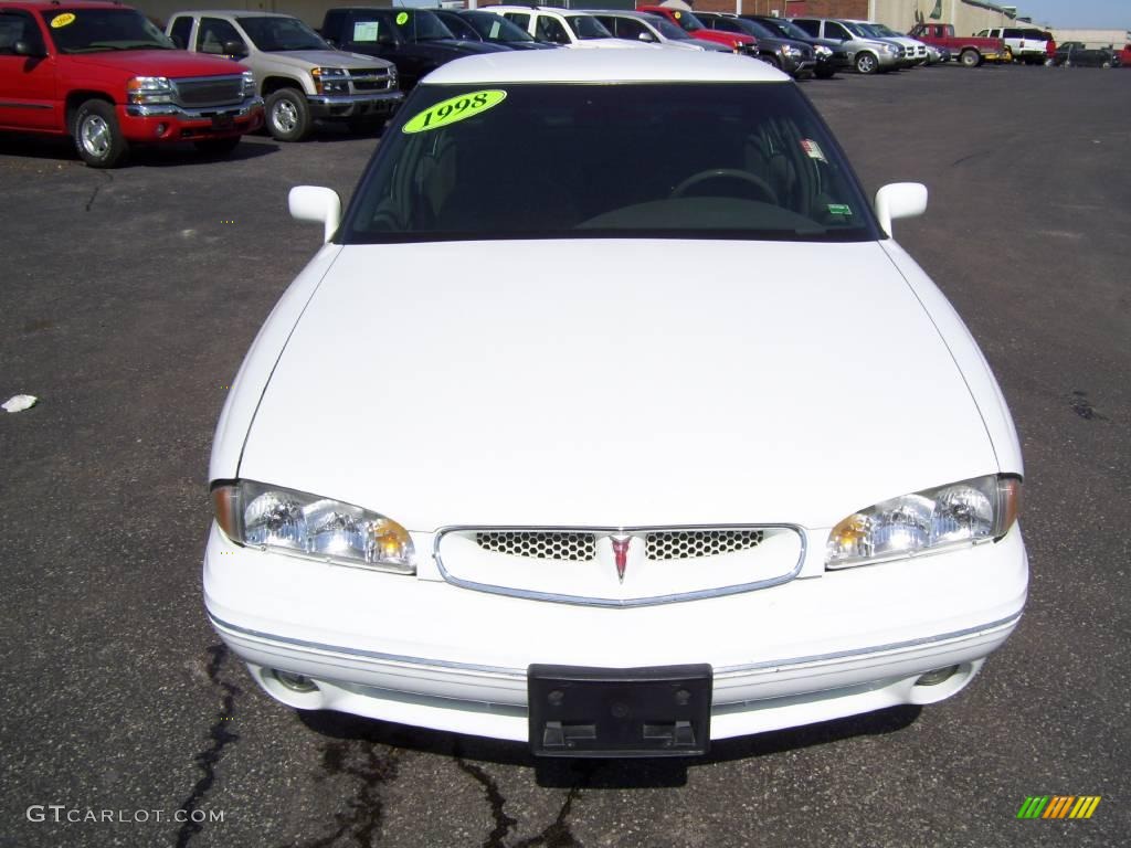 1998 Bonneville SE - Arctic White / Dark Pewter photo #8