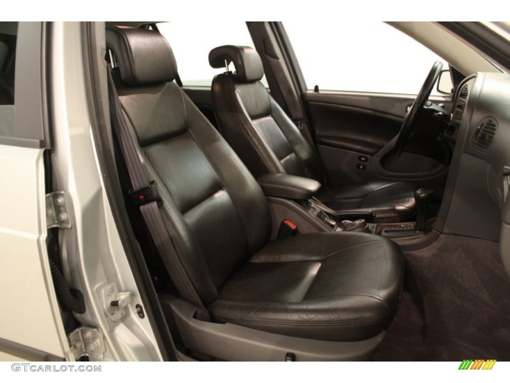 Charcoal Grey Interior 2002 Saab 9-5 Linear Sport Wagon Photo #66119568