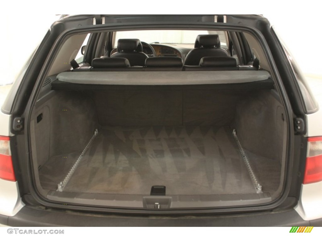 2002 Saab 9-5 Linear Sport Wagon Trunk Photo #66119583