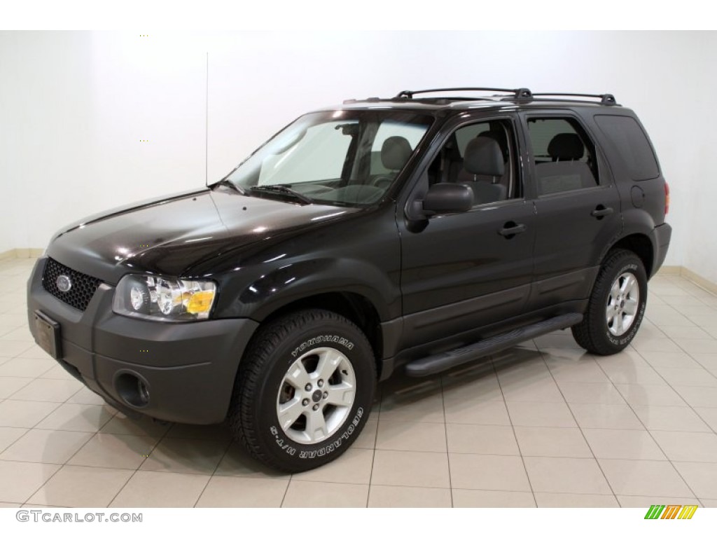 2006 Escape XLT V6 4WD - Black / Medium/Dark Flint photo #3