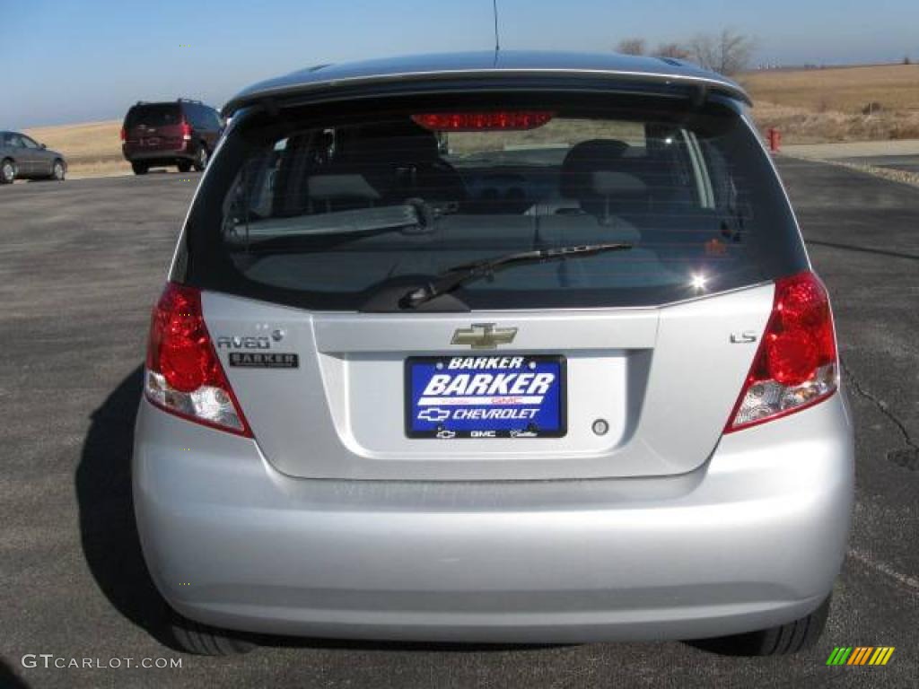 2007 Aveo 5 LS Hatchback - Cosmic Silver / Charcoal Black photo #4