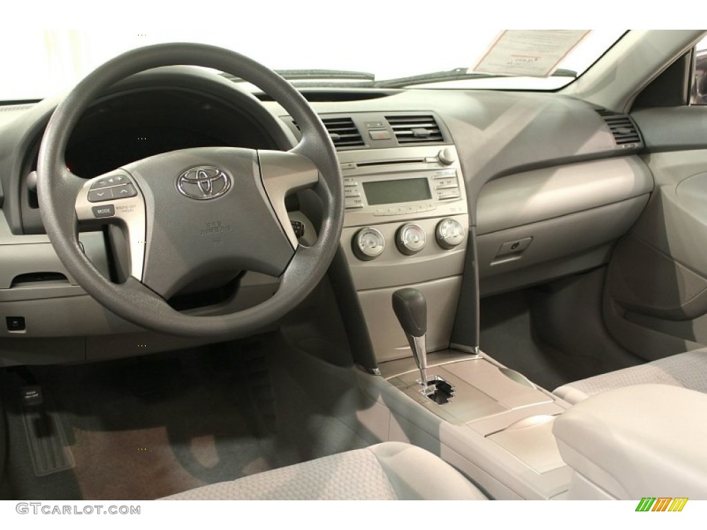 2010 Toyota Camry LE Ash Gray Dashboard Photo #66120063