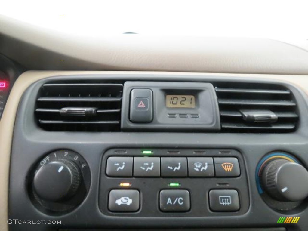 2000 Honda Accord LX V6 Sedan Controls Photo #66120423