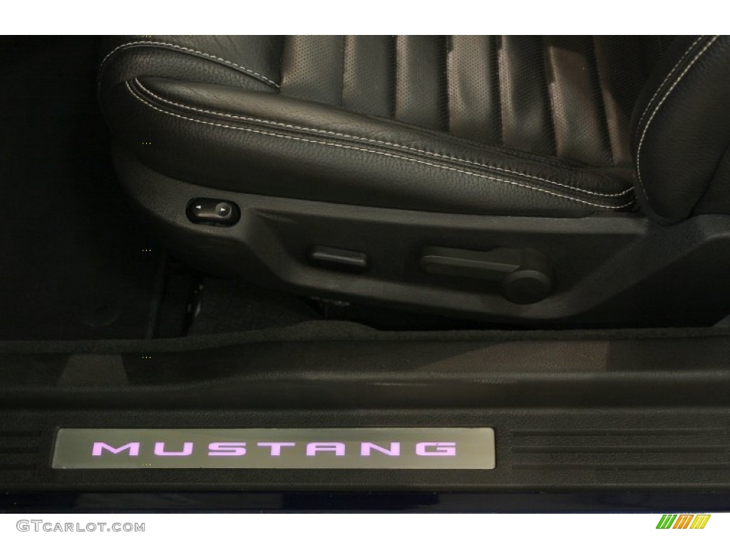 2012 Mustang V6 Premium Convertible - Kona Blue Metallic / Charcoal Black photo #8