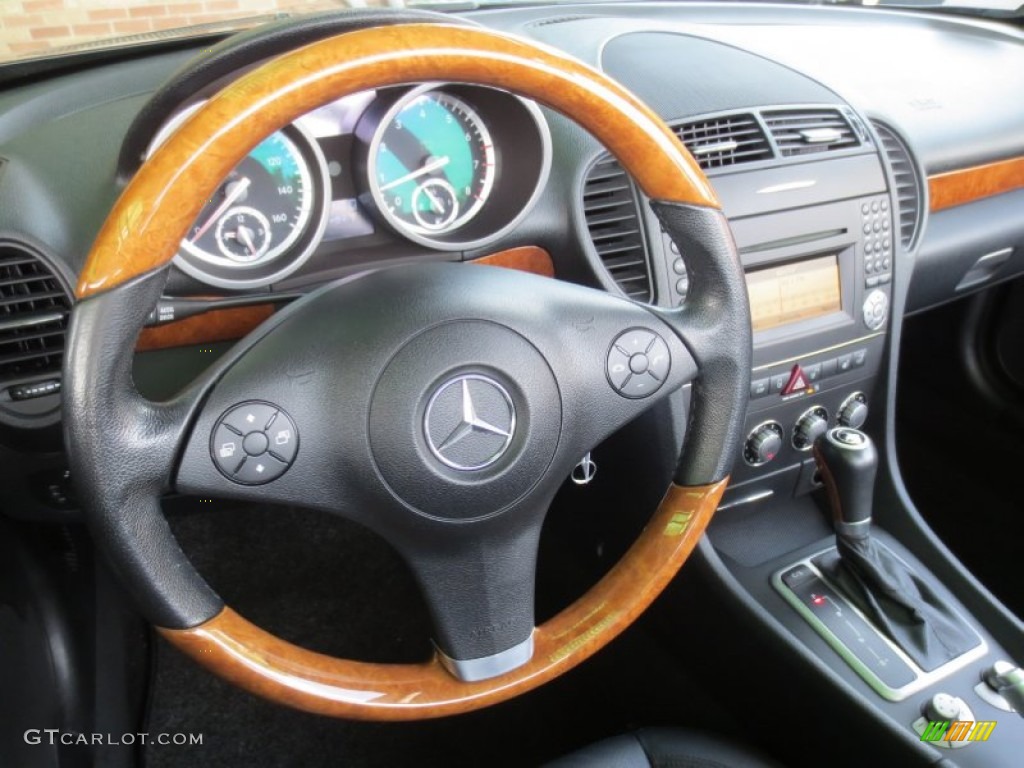 2009 Mercedes-Benz SLK 300 Roadster Black Steering Wheel Photo #66124097