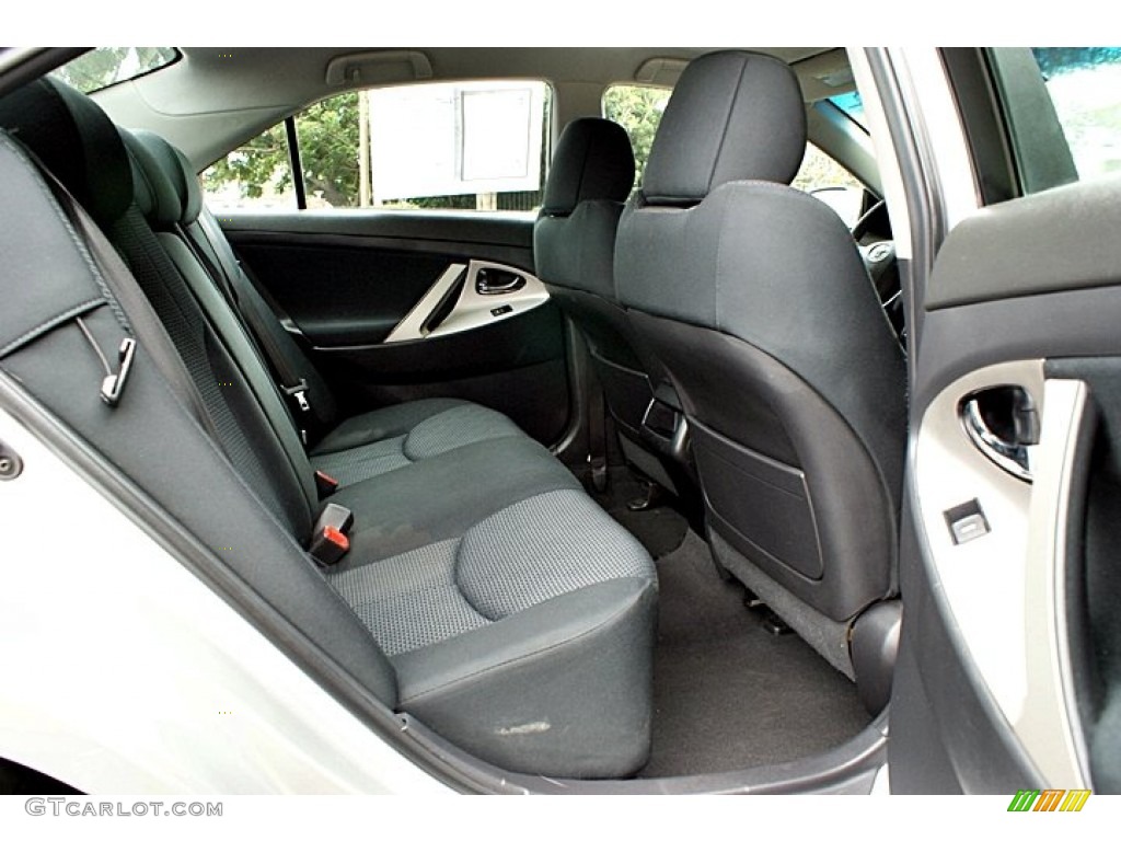 2011 Toyota Camry SE Rear Seat Photo #66129569