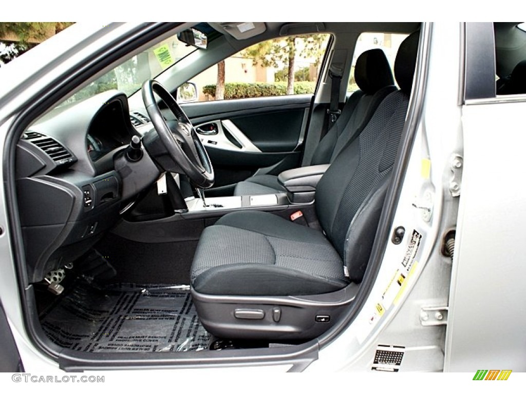 Dark Charcoal Interior 2011 Toyota Camry SE Photo #66129578