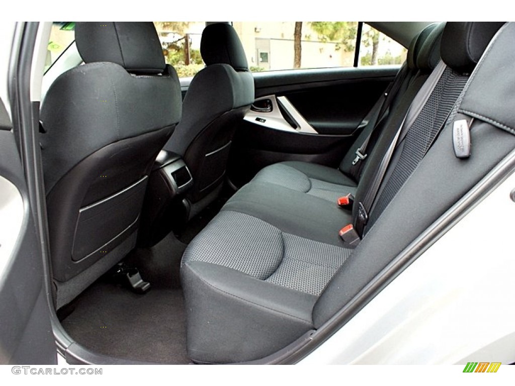 2011 Toyota Camry SE Rear Seat Photo #66129596