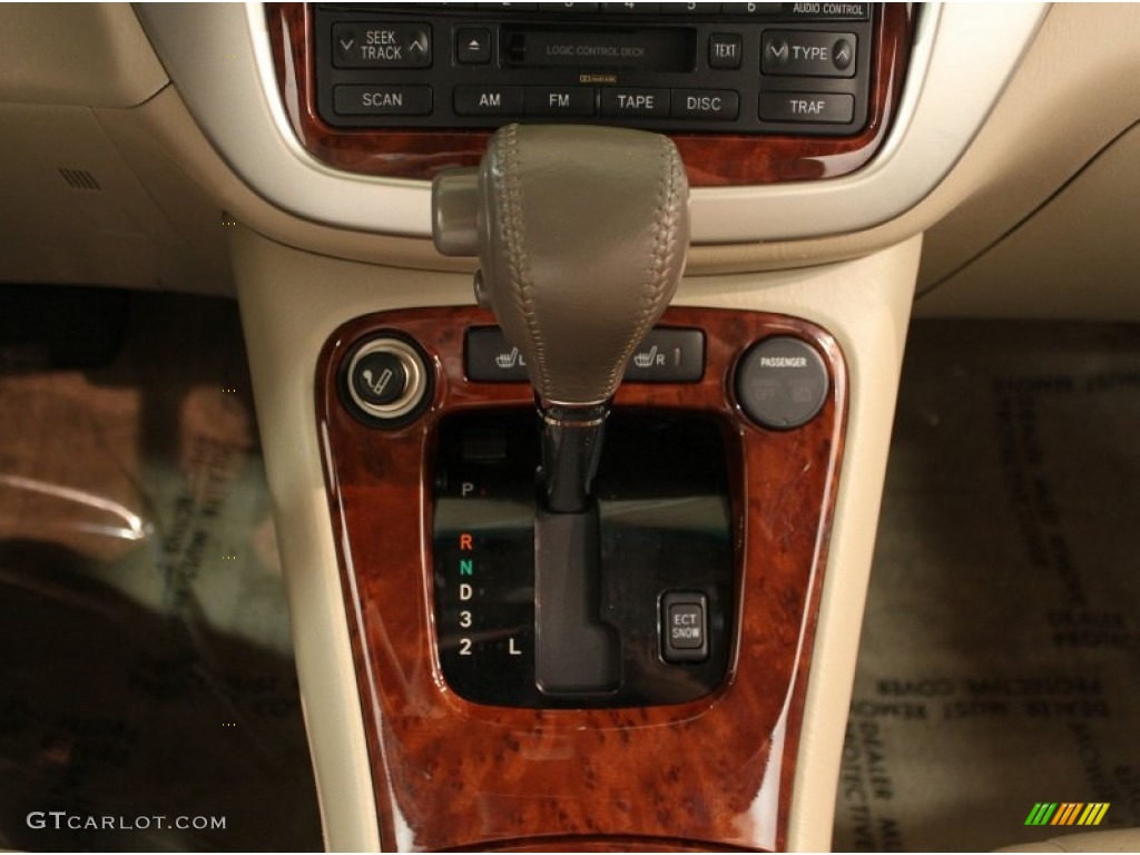 2004 Toyota Highlander Limited V6 4WD Transmission Photos