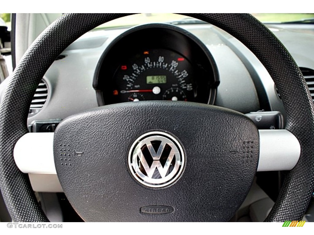 2001 Volkswagen New Beetle GLS Coupe Black Steering Wheel Photo #66132098