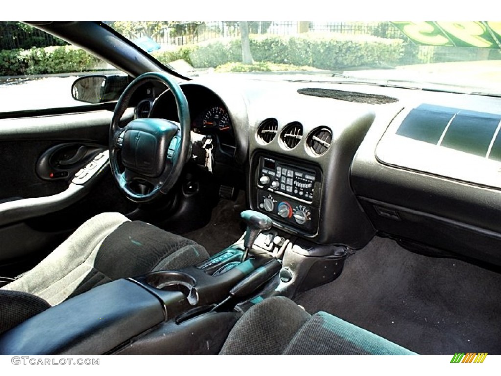 2001 Pontiac Firebird Coupe Dashboard Photos