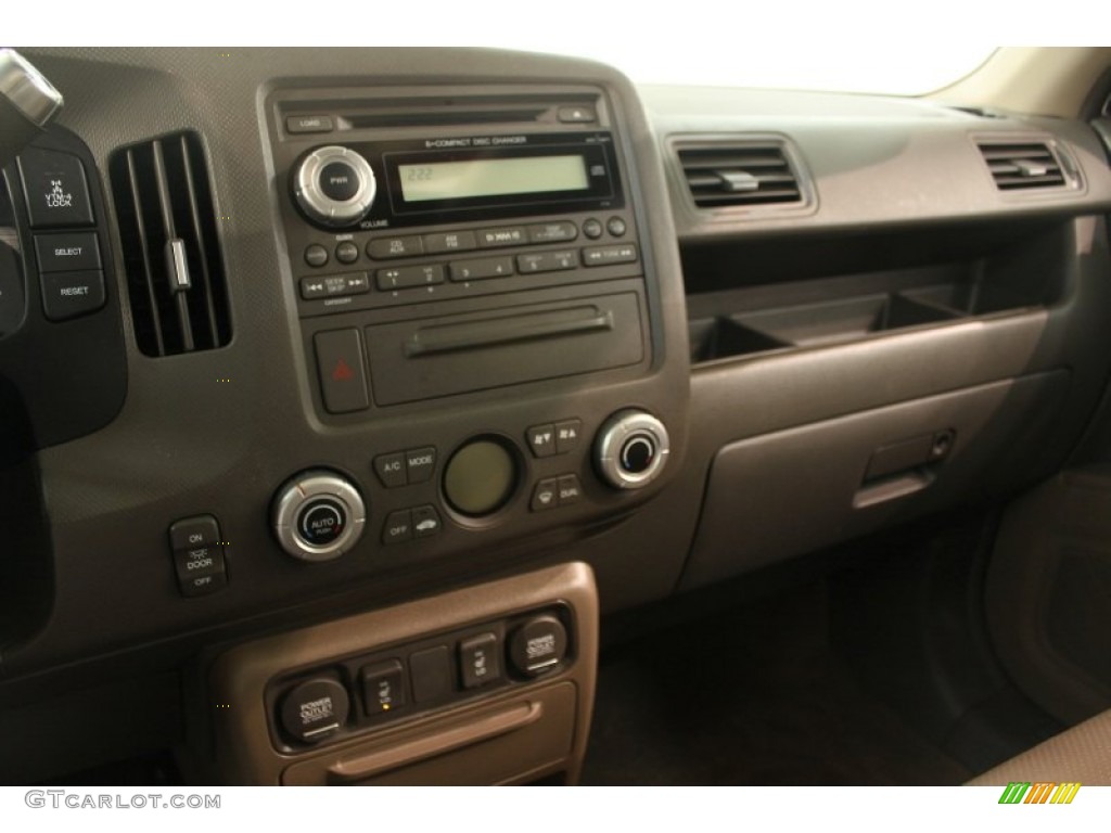 2006 Honda Ridgeline RTL Beige Dashboard Photo #66134912