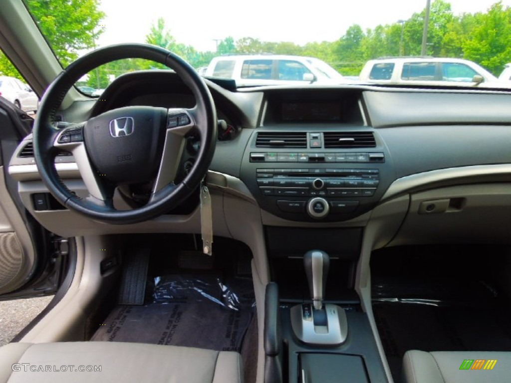 2009 Honda Accord EX-L Sedan Gray Dashboard Photo #66135401