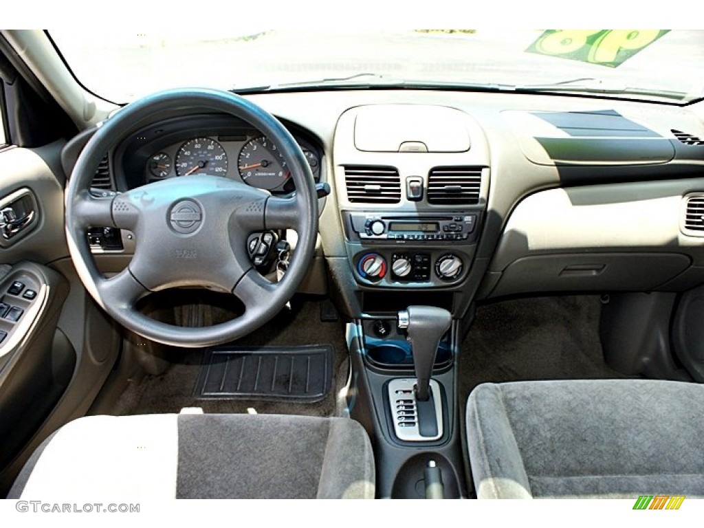 2002 Nissan Sentra GXE Stone Dashboard Photo #66135557