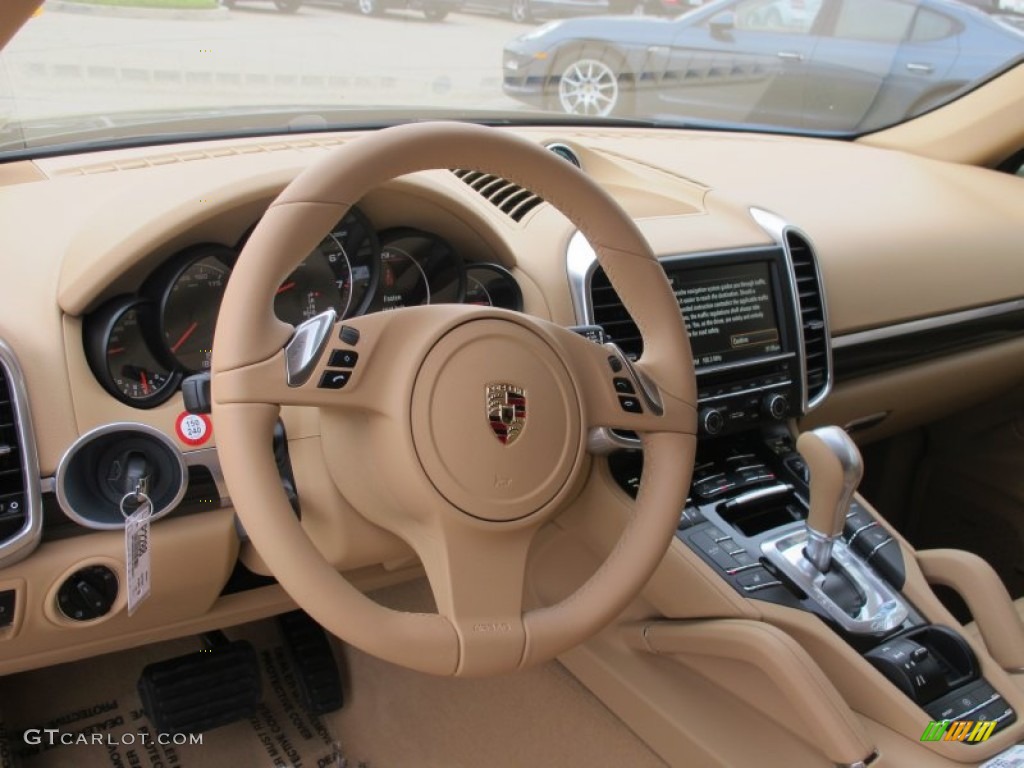 2012 Cayenne  - Jet Green Metallic / Luxor Beige photo #7