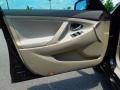 Black - Camry LE Photo No. 7