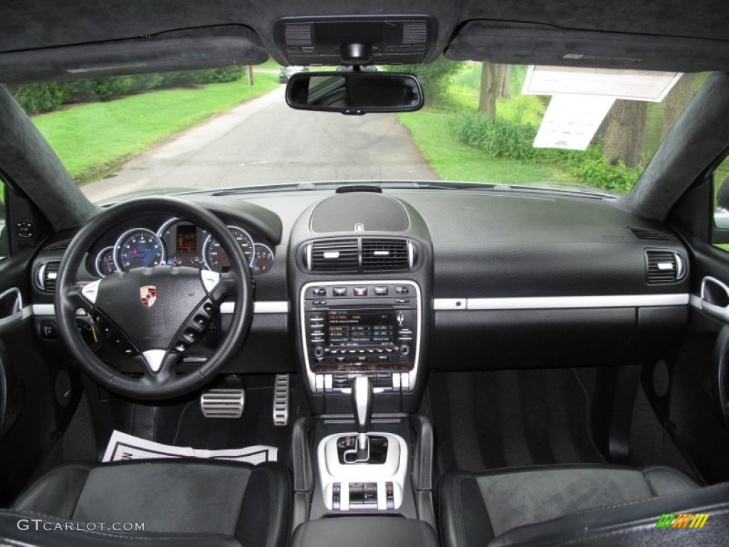 2009 Porsche Cayenne GTS Black w/Alcantara Dashboard Photo #66139538
