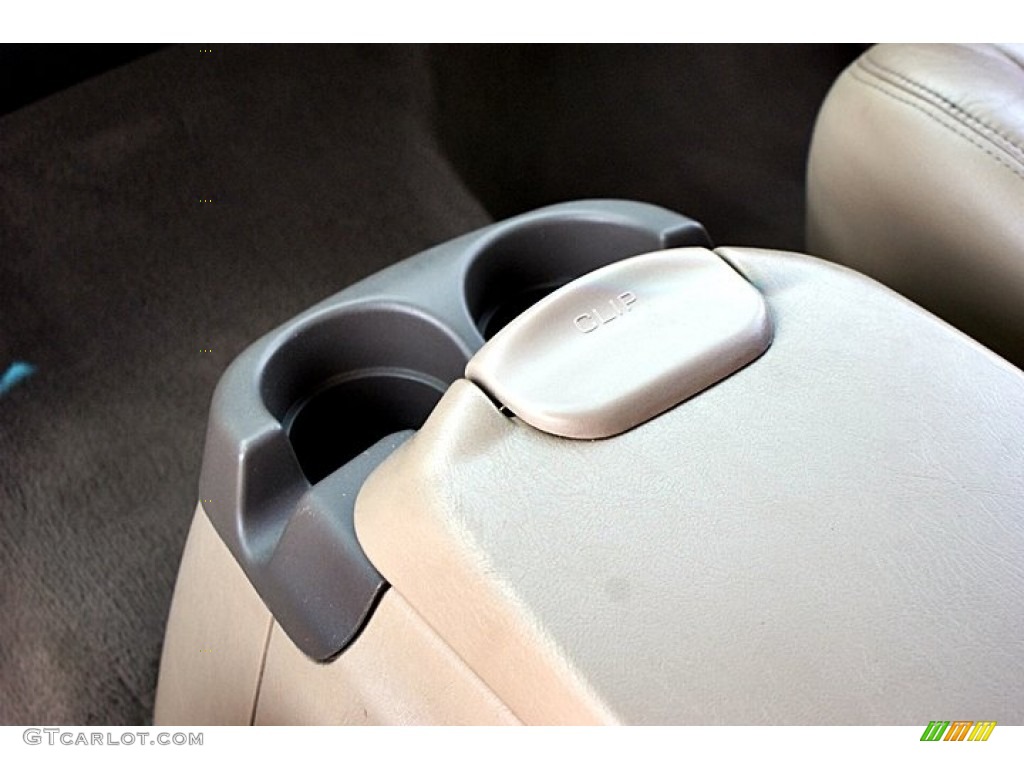 2004 Excursion XLT - Aspen Green Metallic / Medium Parchment photo #31