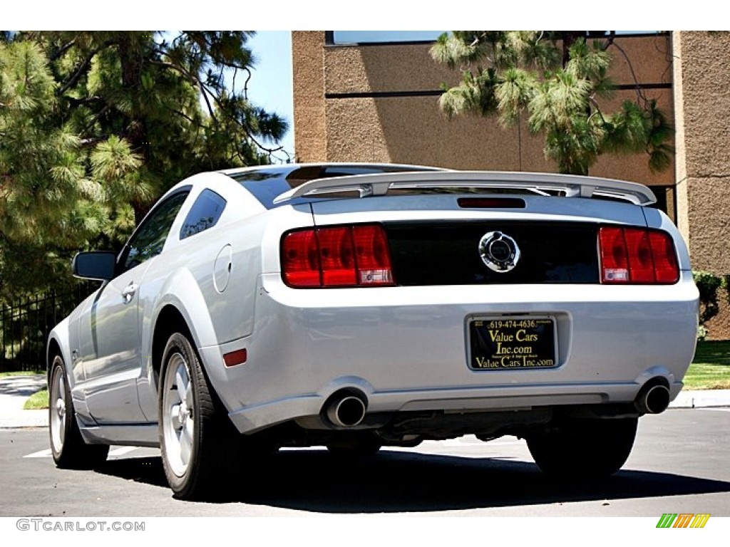 2007 Mustang GT Deluxe Coupe - Satin Silver Metallic / Light Graphite photo #3