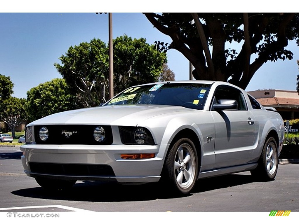 2007 Mustang GT Deluxe Coupe - Satin Silver Metallic / Light Graphite photo #5