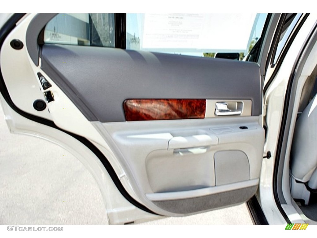 2004 LS V8 - Cashmere Tri-Coat / Dark Stone/Medium Light Stone photo #37