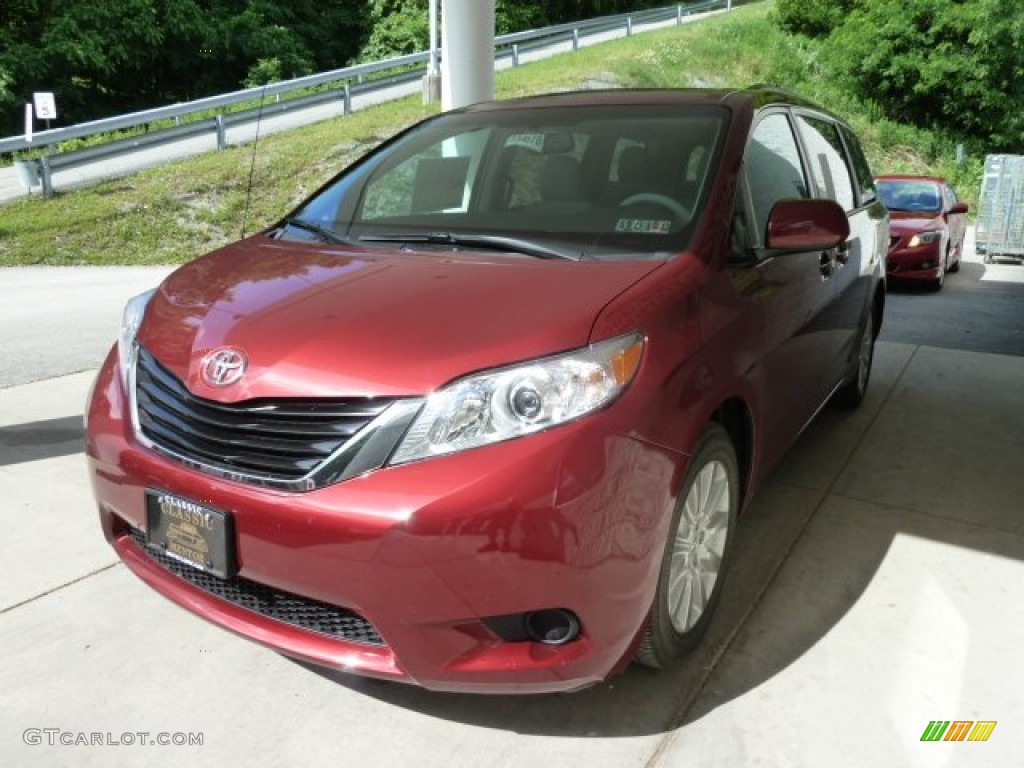 2012 Sienna LE AWD - Salsa Red Pearl / Bisque photo #5