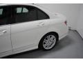 Arctic White - C 300 4Matic Photo No. 9