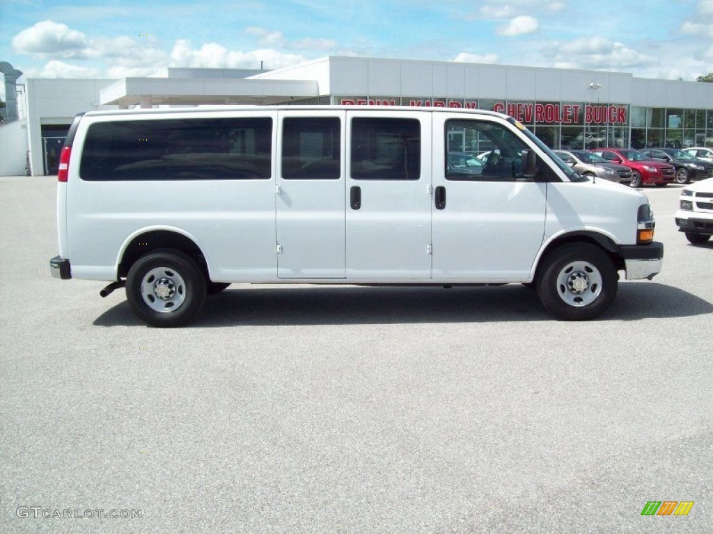 2011 Express 2500 Work Van - Summit White / Medium Pewter photo #3