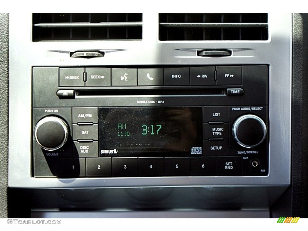 2011 Dodge Nitro SXT Audio System Photos
