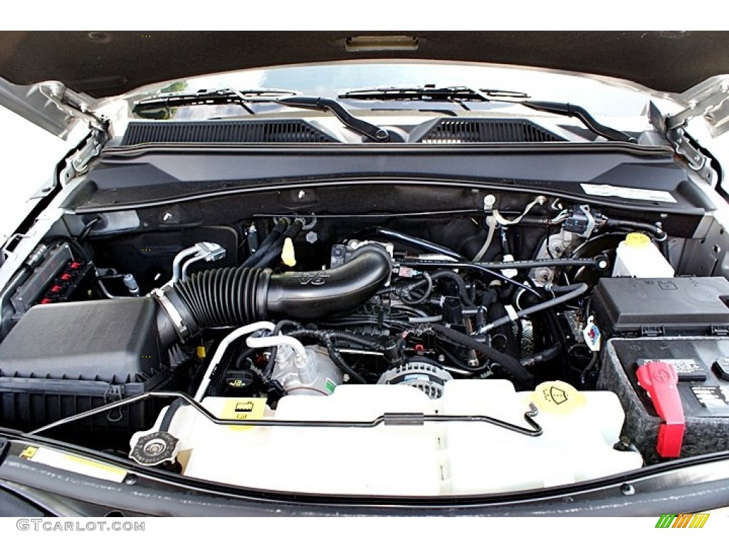 2011 Dodge Nitro SXT Engine Photos