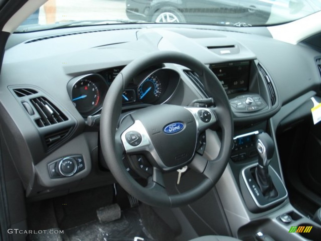 2013 Escape SE 2.0L EcoBoost 4WD - Tuxedo Black Metallic / Medium Light Stone photo #10