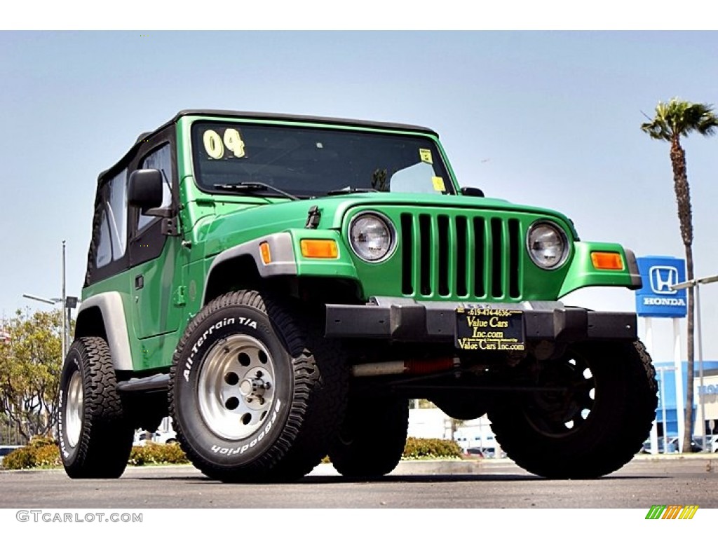 2004 Wrangler SE 4x4 - Electric Lime Green Pearl / Dark Slate Gray photo #1