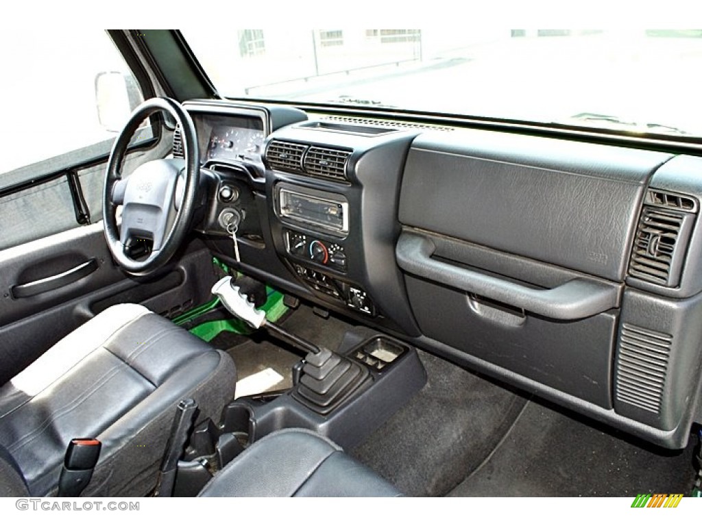 2004 Wrangler SE 4x4 - Electric Lime Green Pearl / Dark Slate Gray photo #16