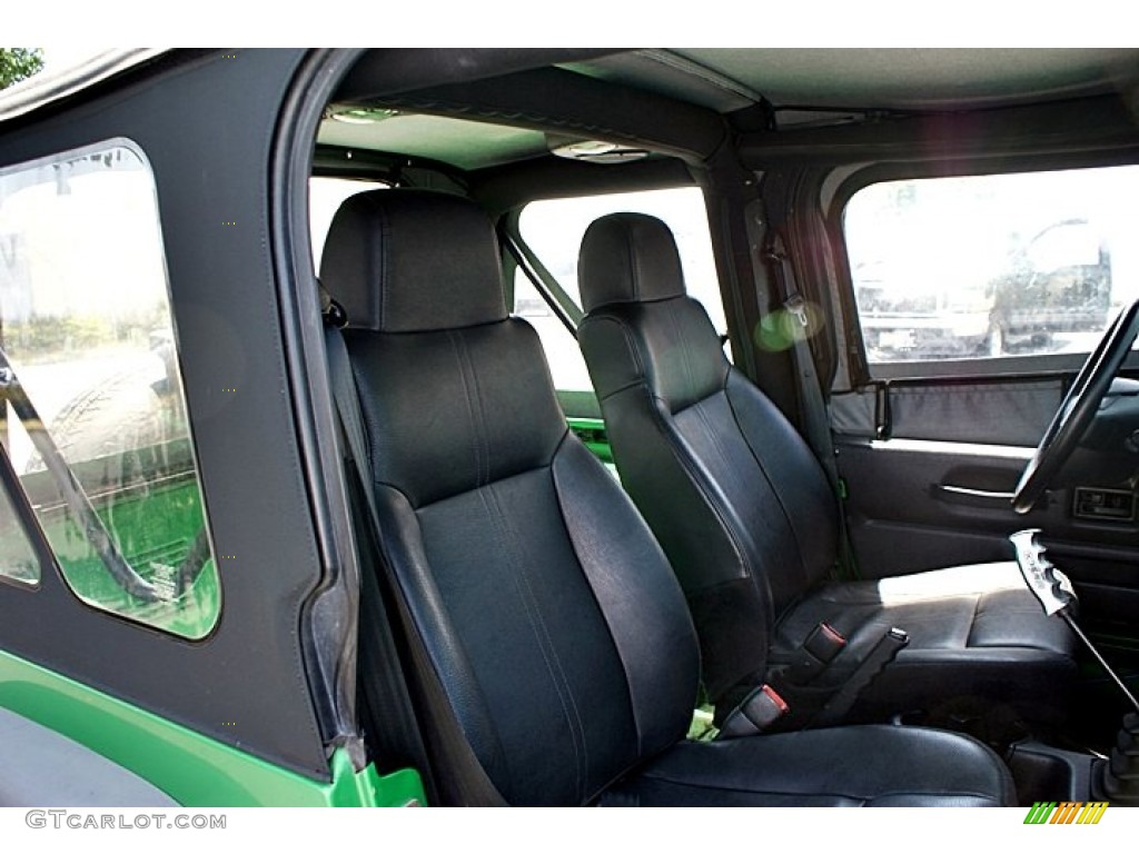 2004 Wrangler SE 4x4 - Electric Lime Green Pearl / Dark Slate Gray photo #17