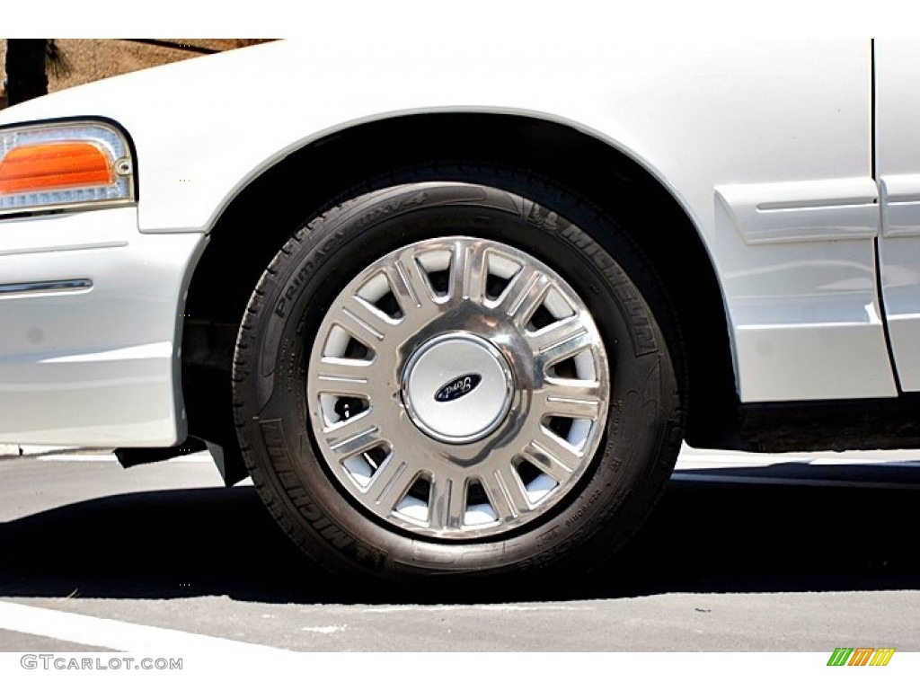 2004 Ford Crown Victoria LX Wheel Photo #66150773