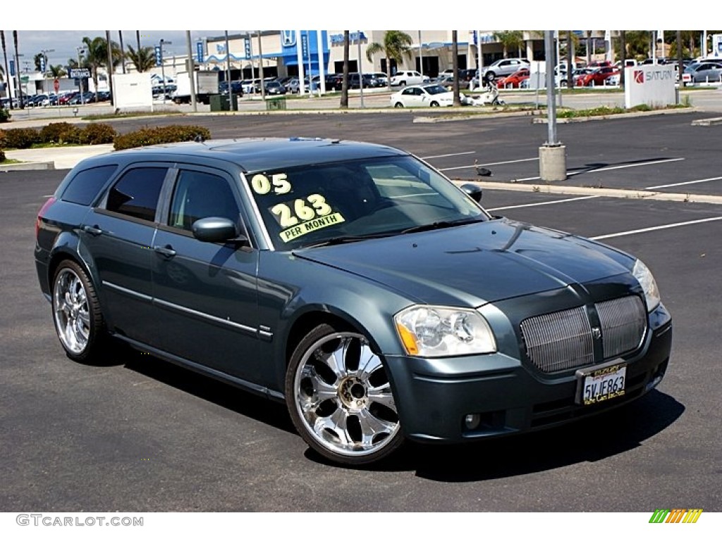 Magnesium Pearl 2005 Dodge Magnum R/T Exterior Photo #66151037