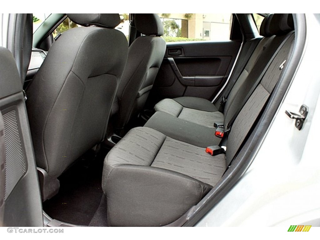 Charcoal Black Interior 2010 Ford Focus SE Sedan Photo #66152027