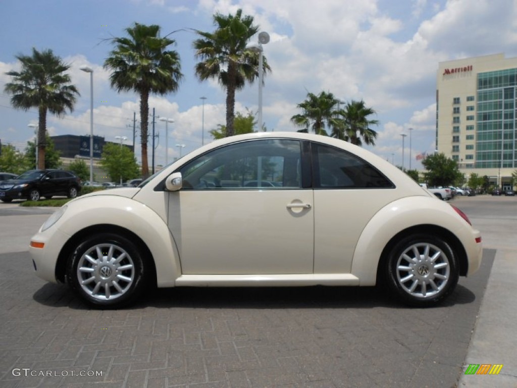 Harvest Moon Beige 2006 Volkswagen New Beetle 2.5 Coupe Exterior Photo #66153932