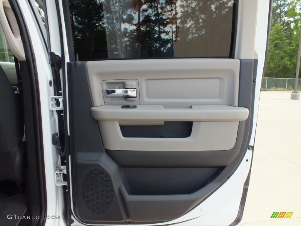 2010 Ram 3500 Lone Star Crew Cab Dually - Bright White / Dark Slate/Medium Graystone photo #18